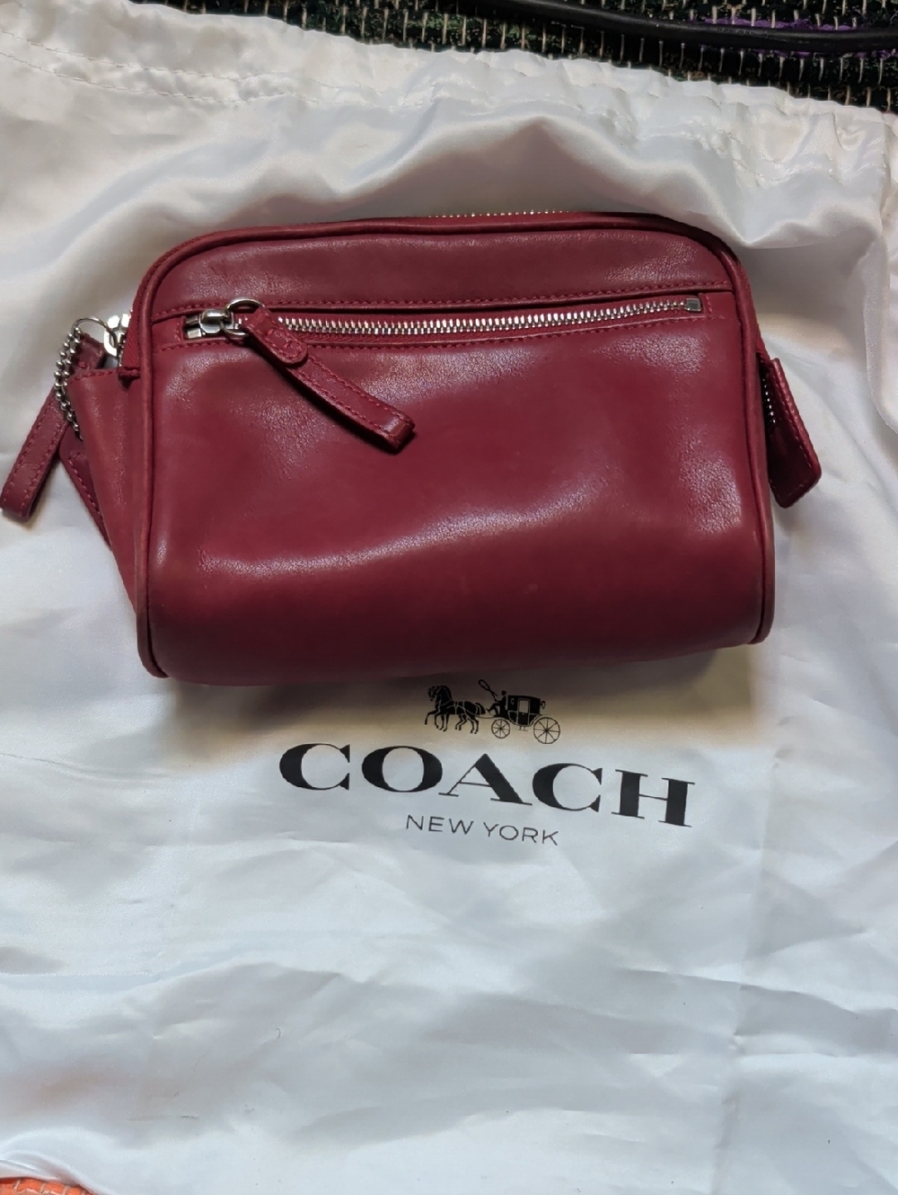 COACH Leather Vintage Cosmetic Bag ❤️❤️❤️